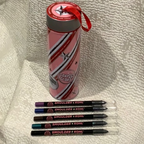 Soap and Glory Makeup - Picture 4 of 4